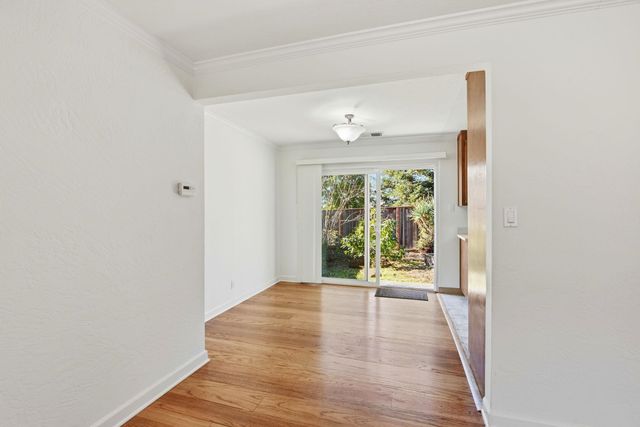 16251 Carolyn St, Castro Valley, CA 94578