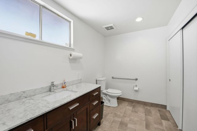 16251 Carolyn St, Castro Valley, CA 94578