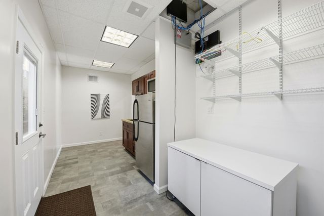 16251 Carolyn St, Castro Valley, CA 94578