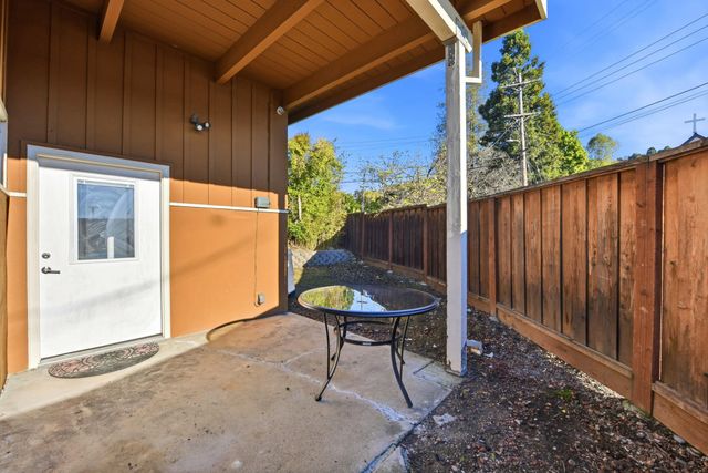 16251 Carolyn St, Castro Valley, CA 94578