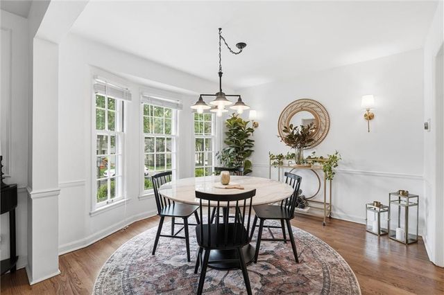6827 Granada Lane, Prairie Village, KS 66208