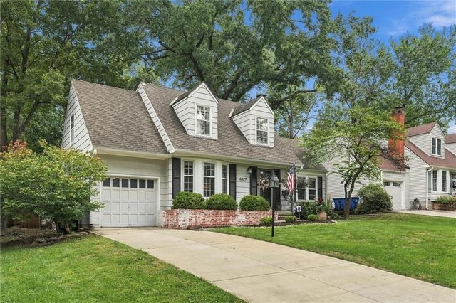 6827 Granada Lane, Prairie Village, KS 66208