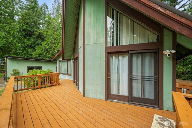 120 Ridge Road, Brinnon, WA 98320