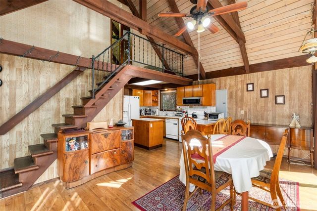 120 Ridge Road, Brinnon, WA 98320