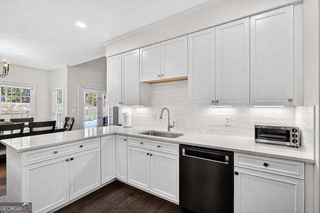 50 Longwood Lane, Newnan, GA 30263