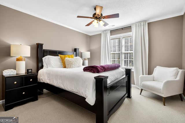 50 Longwood Lane, Newnan, GA 30263