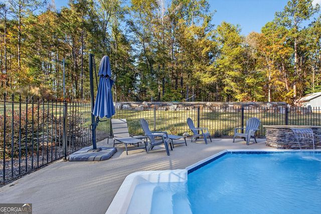 50 Longwood Lane, Newnan, GA 30263