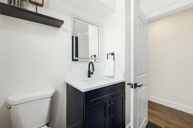 218 Bristol Ferry Road, Portsmouth, RI 02871