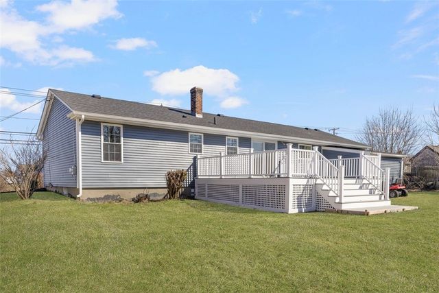 218 Bristol Ferry Road, Portsmouth, RI 02871