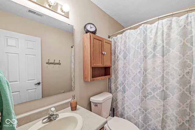 388 Pomona Court, Greenfield, IN 46140