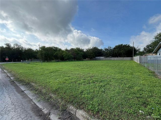 16635 Kika De La Garza Street, Primera, TX 78552