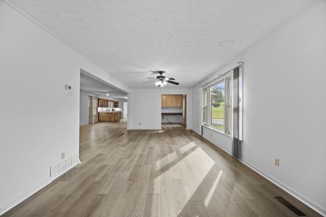 392 Dove Creek Road, Frankfort, KY 40601
