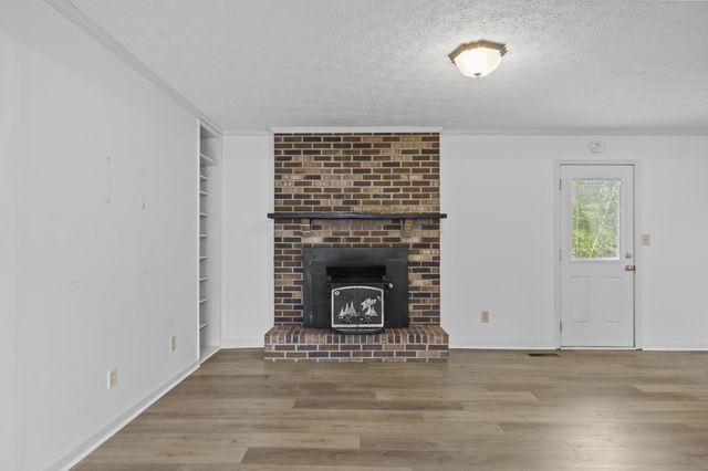 392 Dove Creek Road, Frankfort, KY 40601