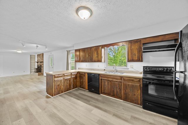 392 Dove Creek Road, Frankfort, KY 40601