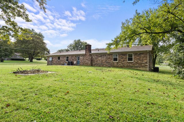 392 Dove Creek Road, Frankfort, KY 40601