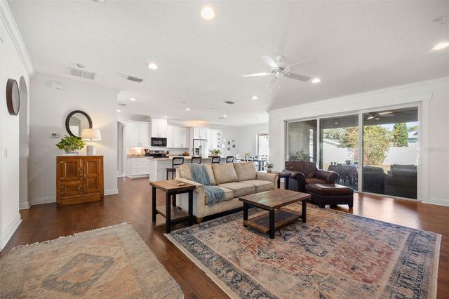 4005 W EL PRADO BOULEVARD, Tampa, FL 33629