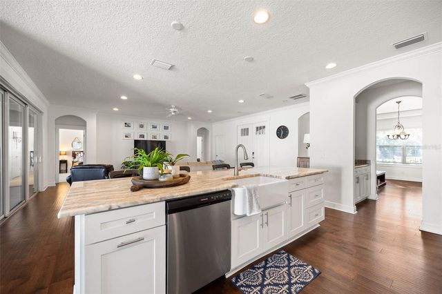 4005 W EL PRADO BOULEVARD, Tampa, FL 33629