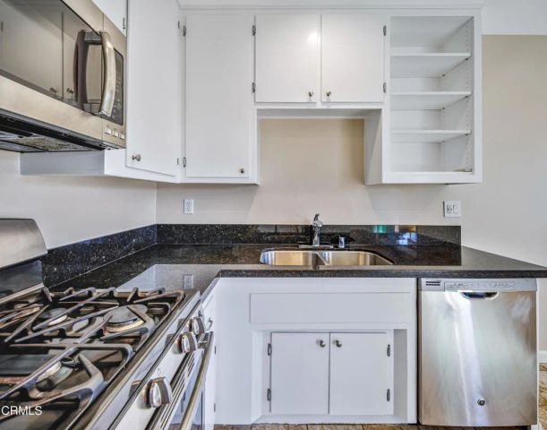 590 N Los Robles Avenue 5, Pasadena, CA 91101
