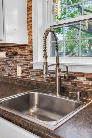 2425 BARBARA AVENUE, Appleton, WI 54915