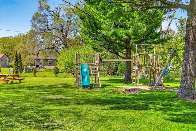 2425 BARBARA AVENUE, Appleton, WI 54915
