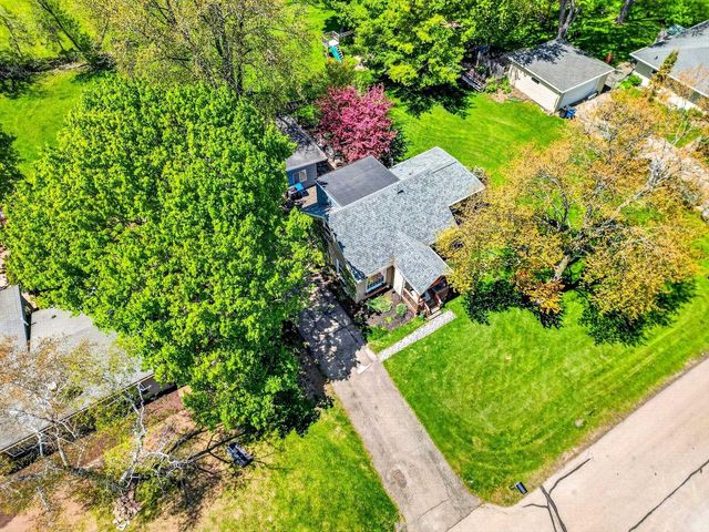 2425 BARBARA AVENUE, Appleton, WI 54915