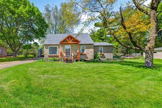 2425 BARBARA AVENUE, Appleton, WI 54915