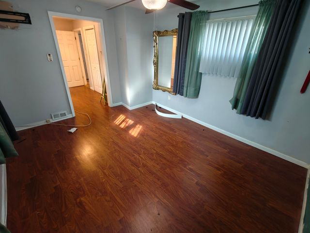 293 Calhoun Street, Gary, IN 46406