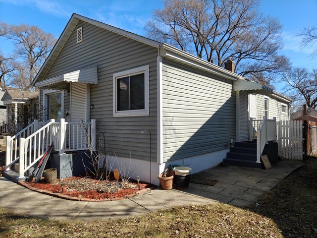 293 Calhoun Street, Gary, IN 46406