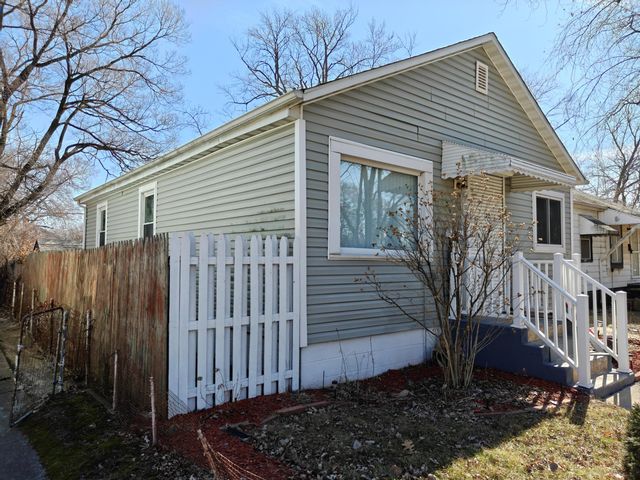 293 Calhoun Street, Gary, IN 46406