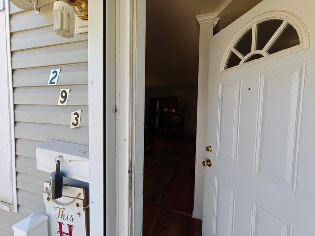 293 Calhoun Street, Gary, IN 46406