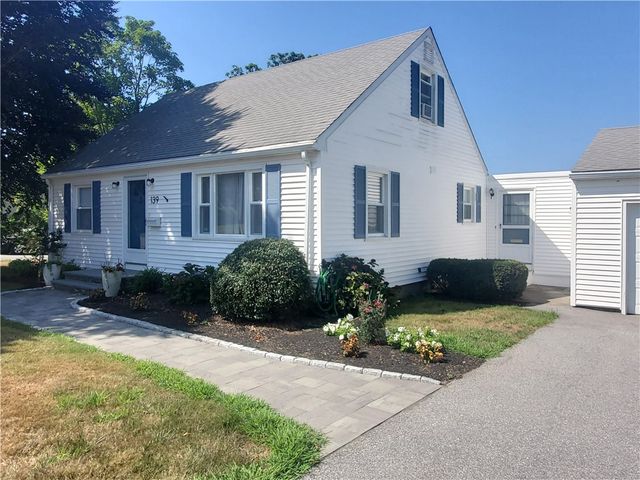 139 Coggeshall Avenue, Newport, RI 02840