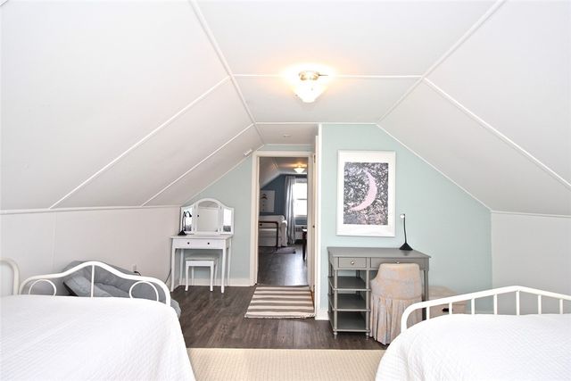 139 Coggeshall Avenue, Newport, RI 02840