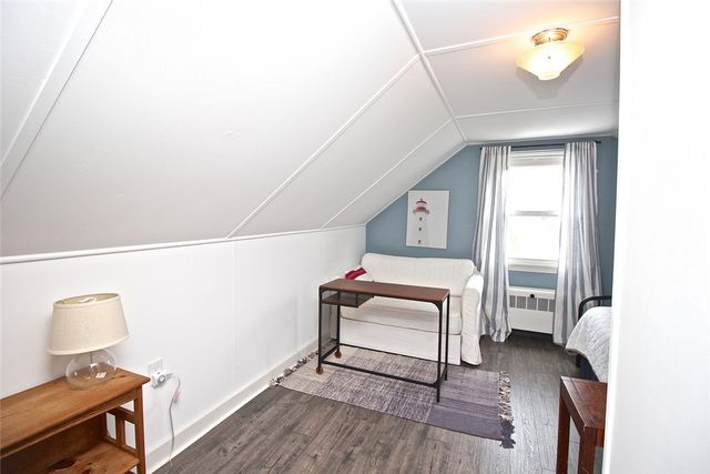 139 Coggeshall Avenue, Newport, RI 02840