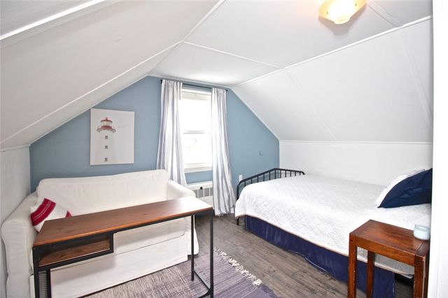 139 Coggeshall Avenue, Newport, RI 02840