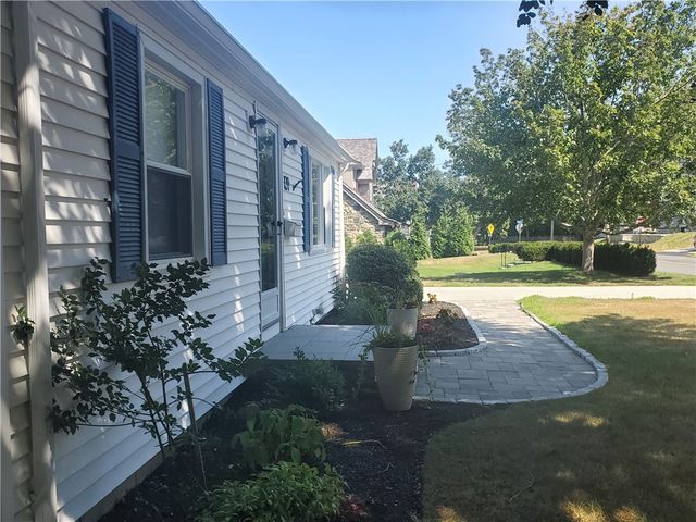 139 Coggeshall Avenue, Newport, RI 02840