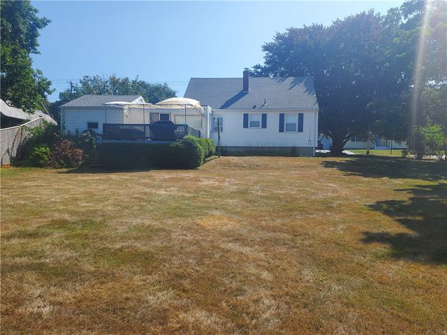 139 Coggeshall Avenue, Newport, RI 02840