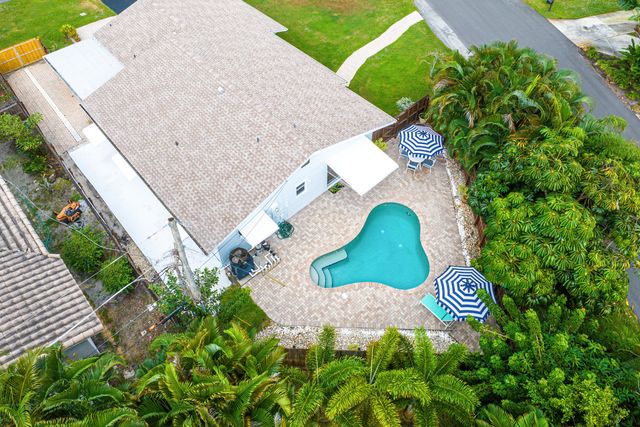 750 Heron Drive, Delray Beach, FL 33444