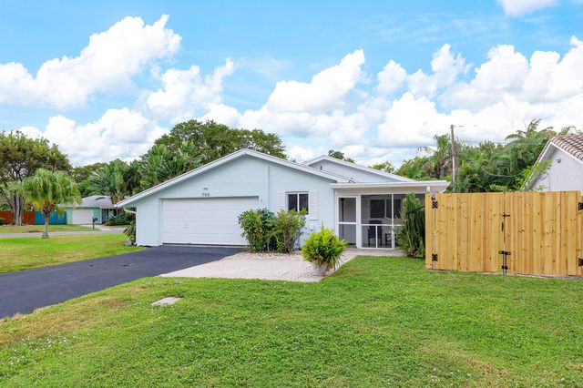 750 Heron Drive, Delray Beach, FL 33444