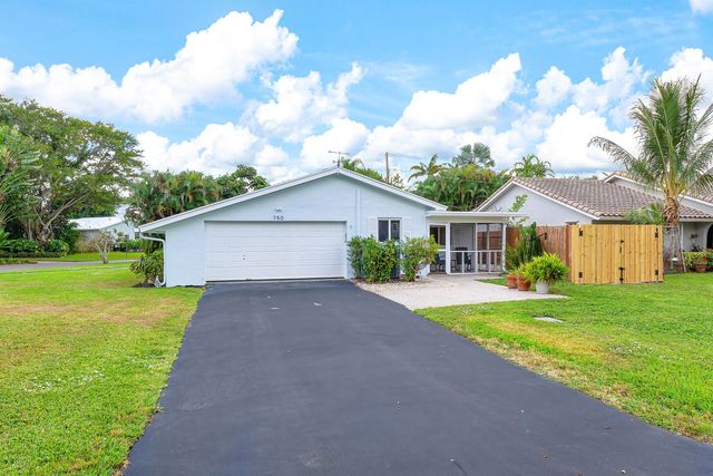 750 Heron Drive, Delray Beach, FL 33444