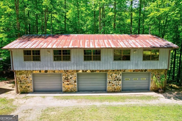 1127 Burch Branch Road, Hiawassee, GA 30546