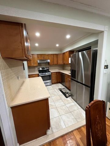21986 64th Avenue 3, Bayside, NY 11364
