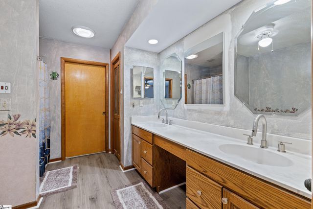 108 Tulip Lane, Westminster, SC 29693