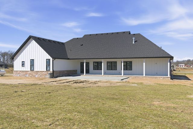 5402 N Seitz Avenue, Springfield, MO 65803