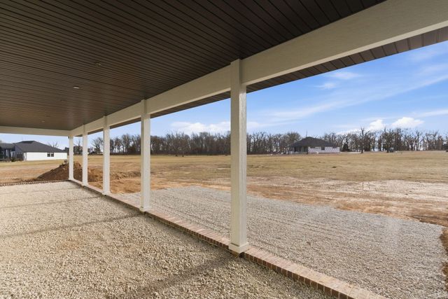 5402 N Seitz Avenue, Springfield, MO 65803