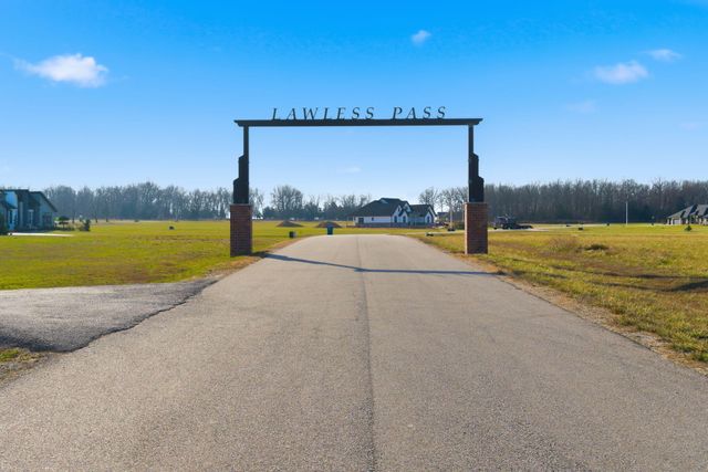 5402 N Seitz Avenue, Springfield, MO 65803