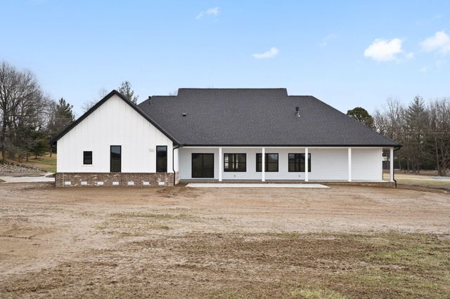 5402 N Setiz Avenue, Springfield, MO 65803