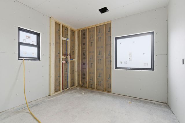 5402 N Setiz Avenue, Springfield, MO 65803