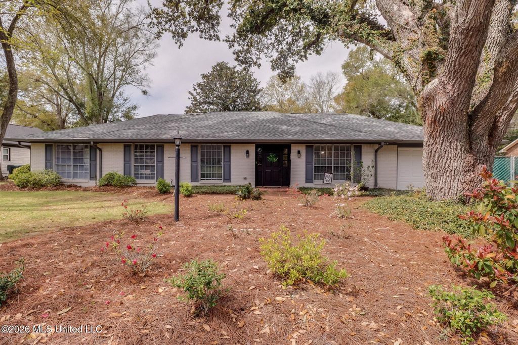 315 Fairview Drive, Biloxi, MS 39531