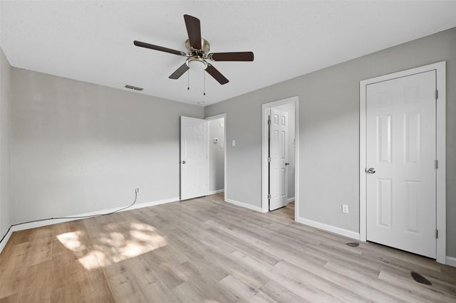 236 Ezekial Avenue, Dallas, TX 75217