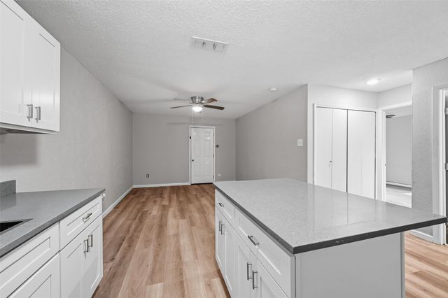 236 Ezekial Avenue, Dallas, TX 75217